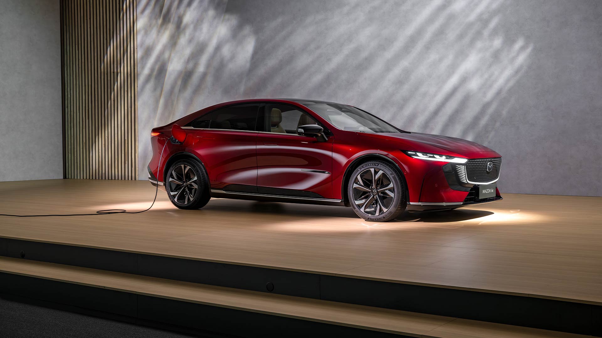 Utvald bild för Så mycket kostar nya Mazda6e