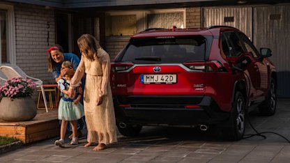 Utvald bild för Toyota Rav4 med Motor Trend
