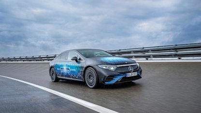 Utvald bild för Mercedes-Benz tar revolutionerande batteriteknik från labb till väg