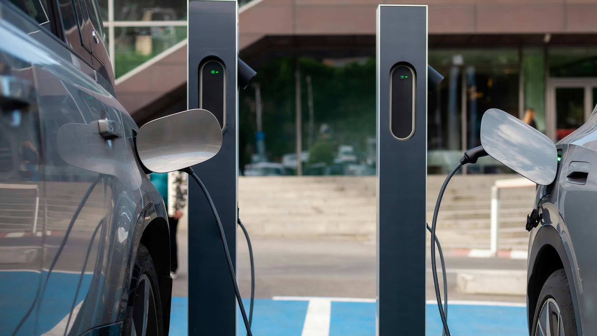 Utvald bild för Tufft för Tesla i USA trots uppgång för elbilar