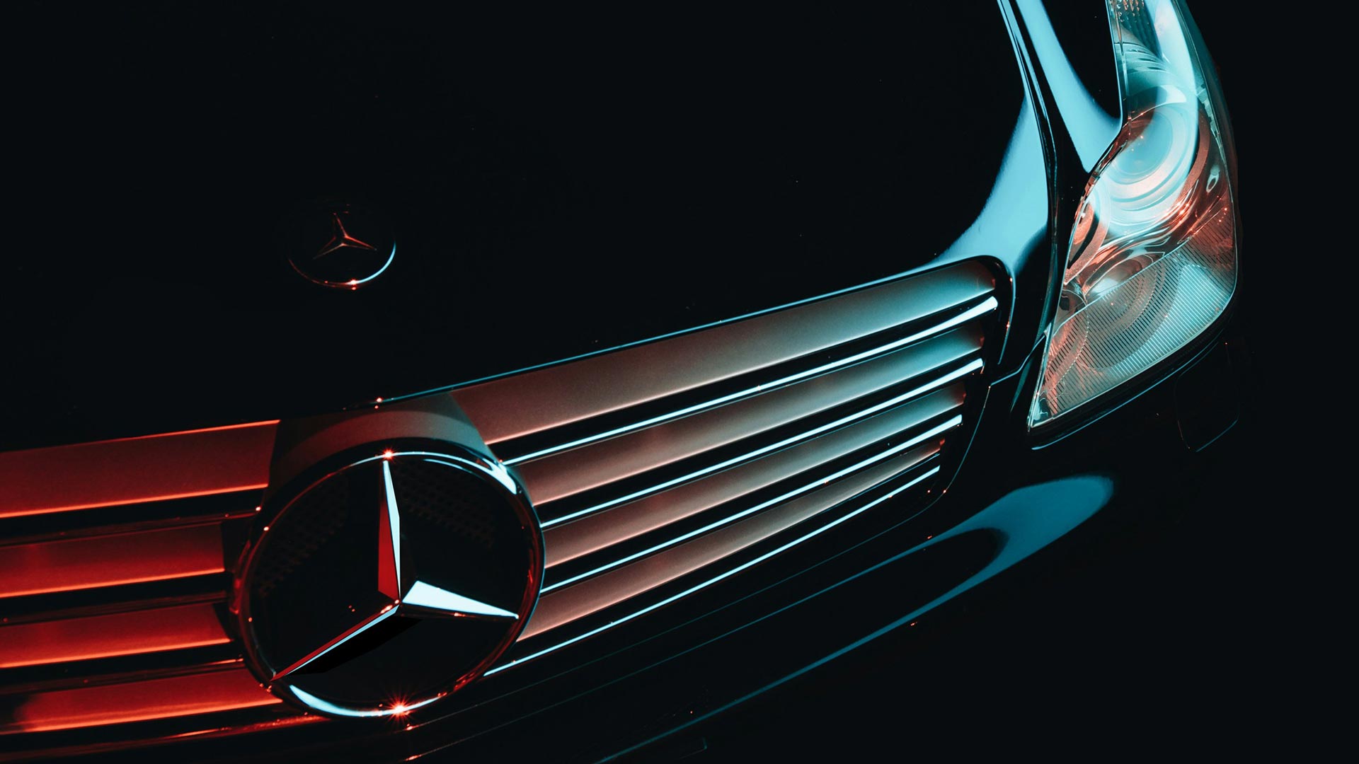 Utvald bild för Mercedes storsatsar på elektrifierade högteknologiska förbränningsmotorer