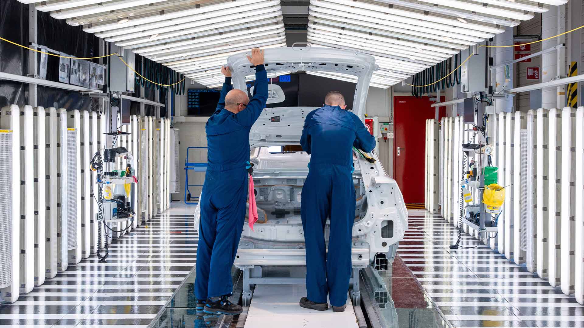 Utvald bild för Volvo Cars omstrukturerar – 3 000 jobb försvinner 