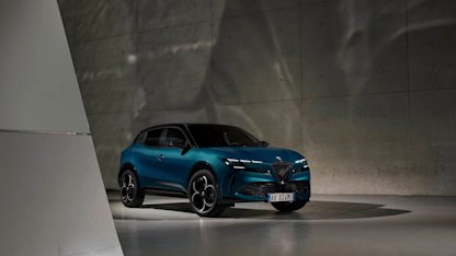 Utvald bild för Alfa Romeos elbil Milano bryter mot Italiensk lag