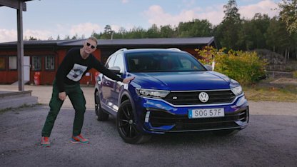 Utvald bild för Tesla Model Y förlorare – VW T-Roc vinnare
