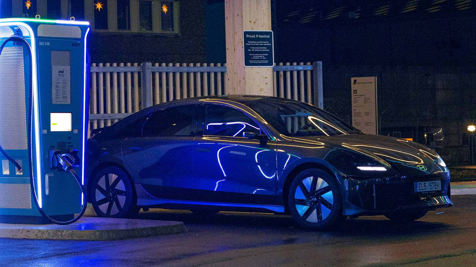 Utvald bild för Hyundai sänker priset på Ioniq med 70 000 kr