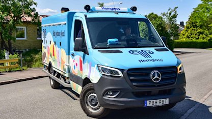 Utvald bild för Hemglassbilarna ställer om från diesel till el