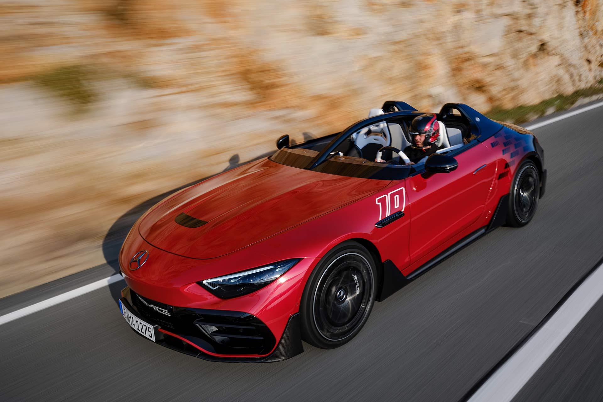 Utvald bild för Här är nya Mercedes-AMG PureSpeed