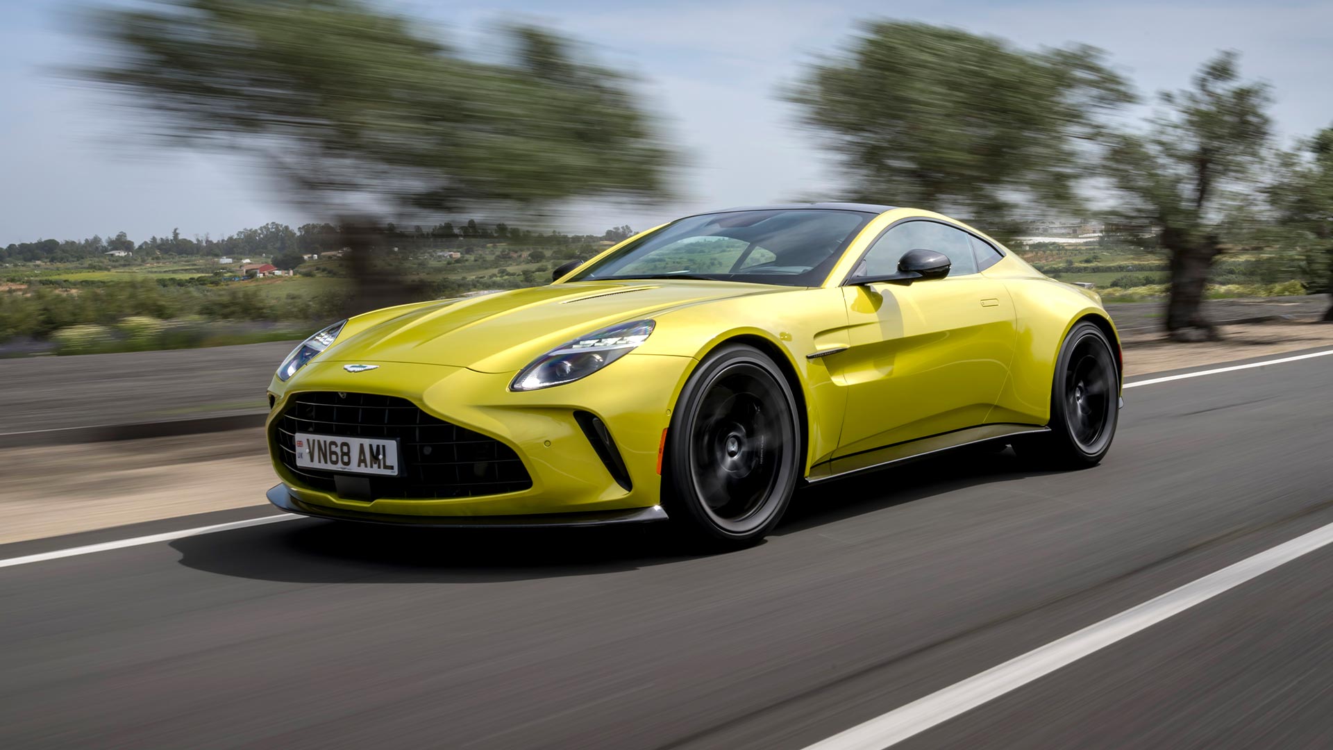 Utvald bild för Aston Martin bränner enorma summor