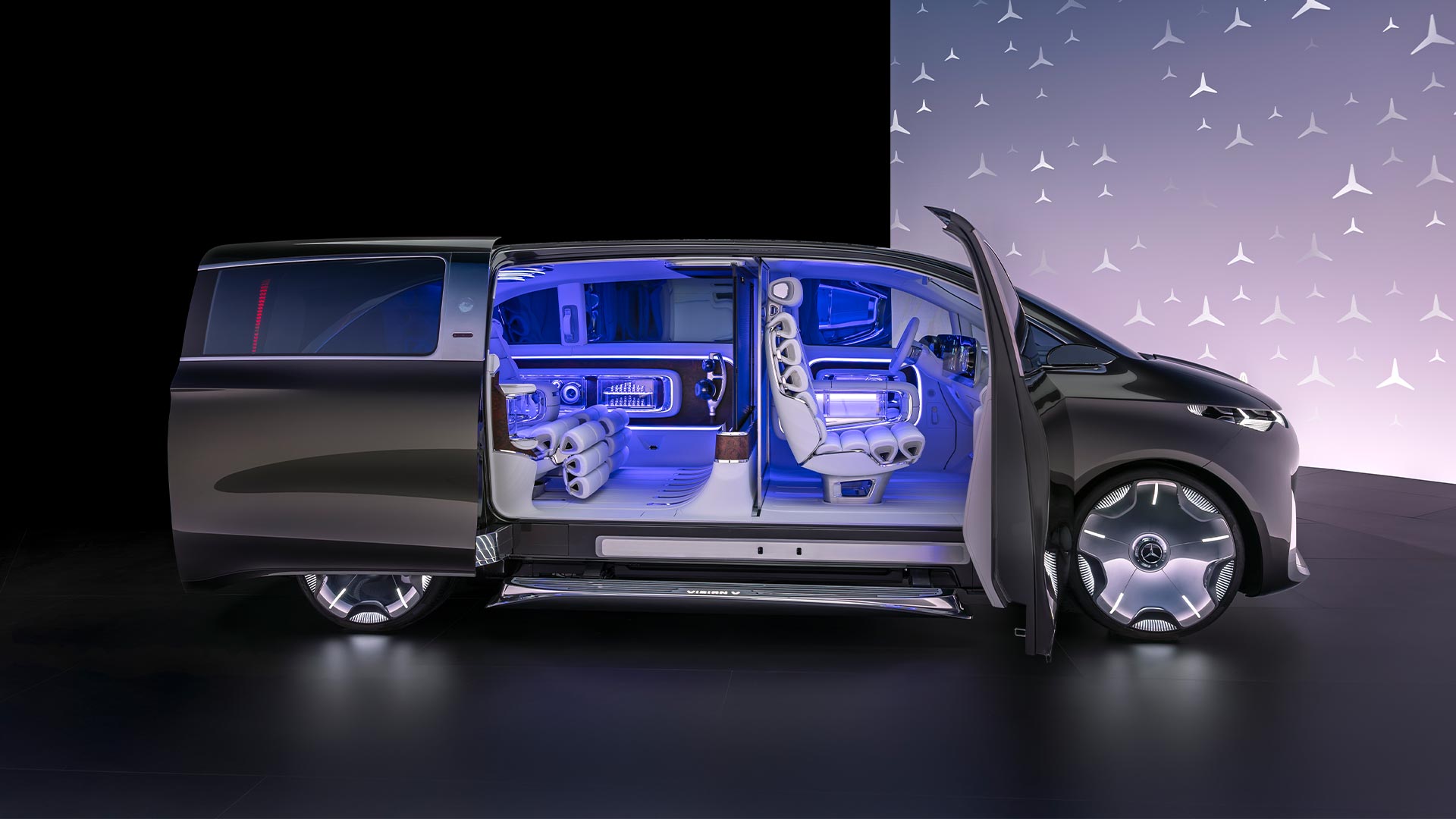 Utvald bild för Här är Mercedes-Benz nya lyxlimousin Vision V 