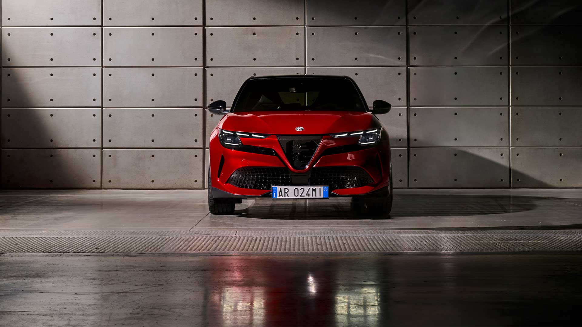 Utvald bild för Sist på bollen: Alfa Romeos nya elbil Milano