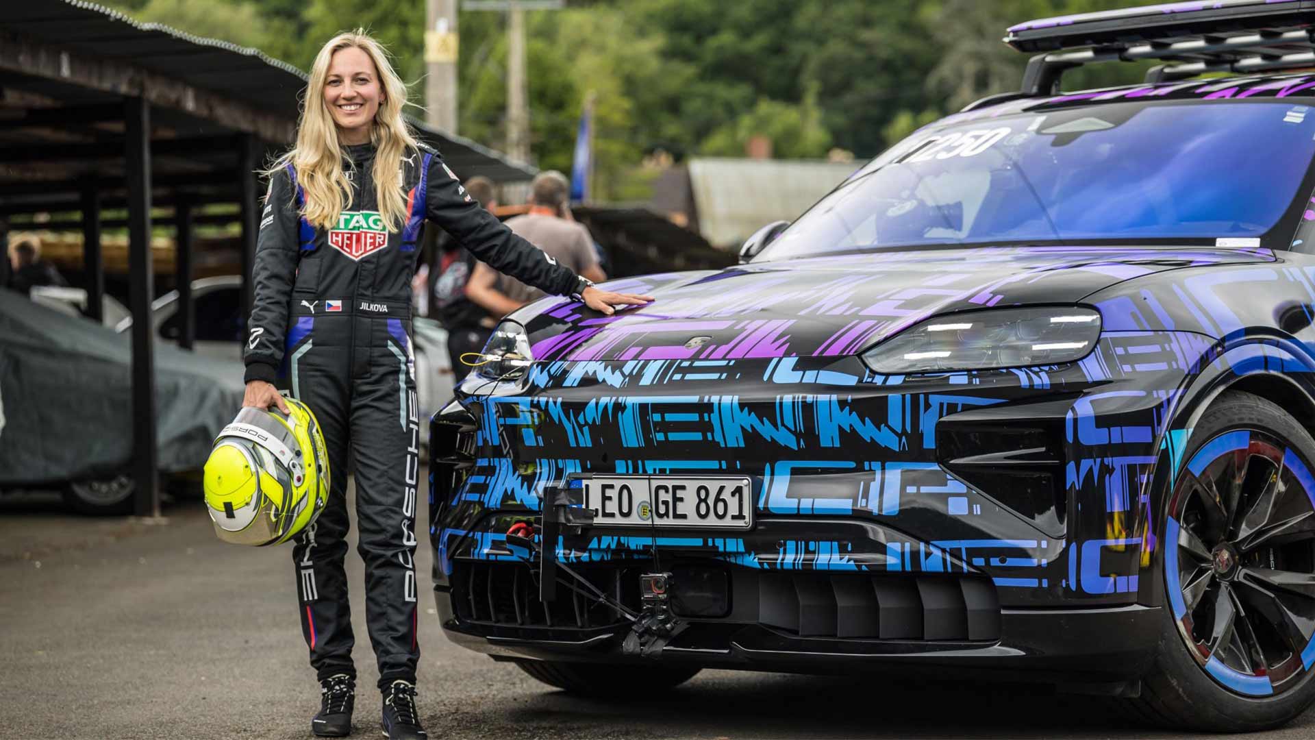 Utvald bild för Nya Porsche Cayenne Electric slog nytt rekord