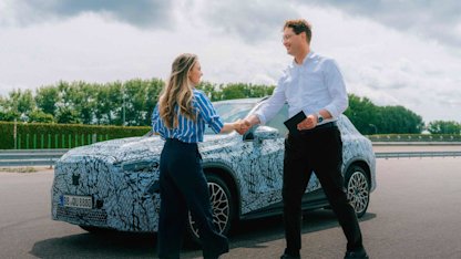 Utvald bild för Nya eldrivna Mercedes-Benz GLC avslöjad