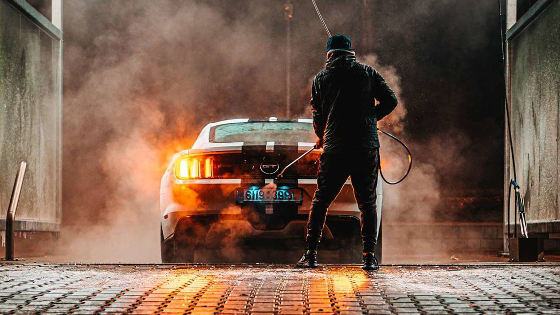 Utvald bild för Hur tvättar man bilen - En komplett guide