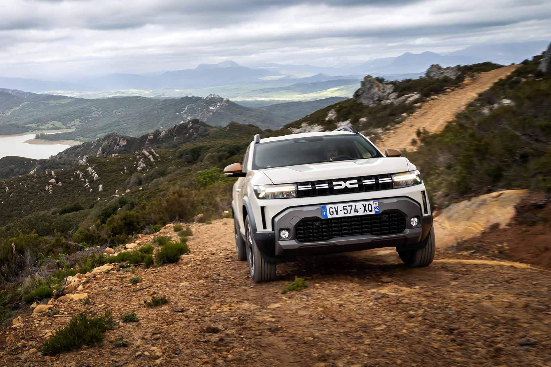 Utvald bild för Dacia Duster utsedd till “Bästa bilköp i Europa 2025”