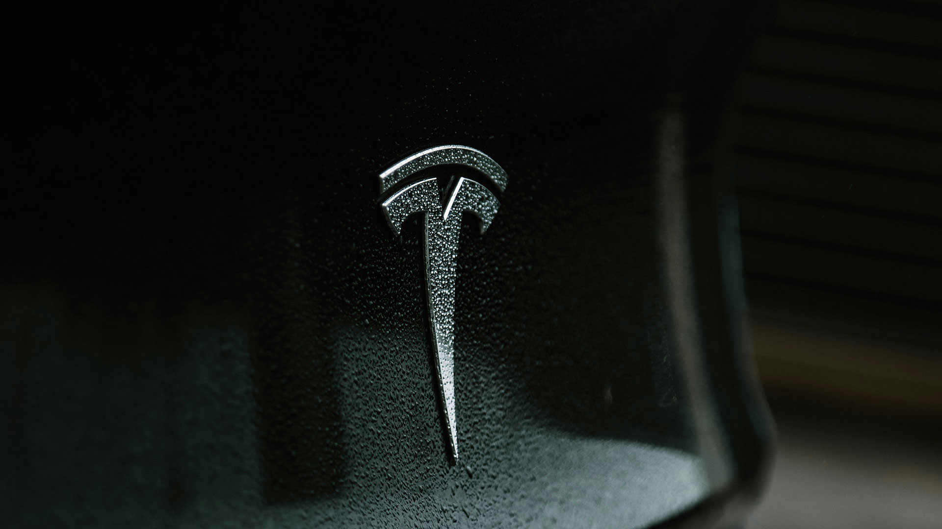 Utvald bild för Här produceras en Tesla Model Y på 45 sekunder