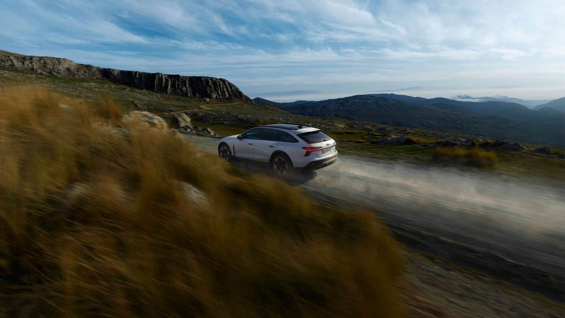 Utvald bild för Audis nästa drag – Audi Q9 och eldrivna A2 e-tron