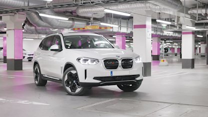 Utvald bild för Provkörning av BMW iX3