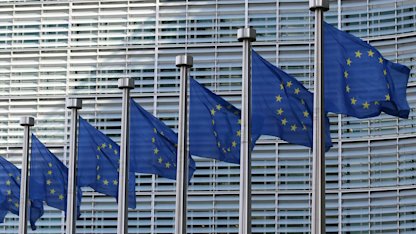 Utvald bild för Bilindustrin i kris – EU-kommissionen kallar till krismöte