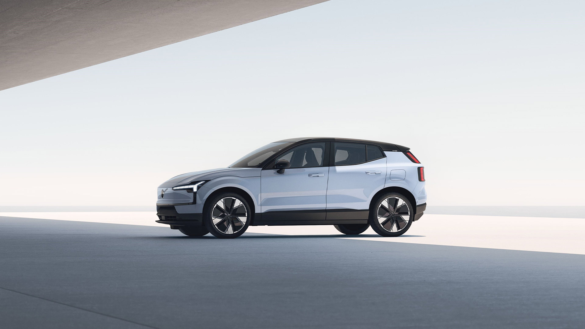 Utvald bild för Volvo slopar målet att enbart sälja elbilar 2030