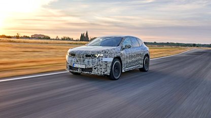 Utvald bild för Första Neue Klasse-modellen BMW iX3 har snart världspremiär