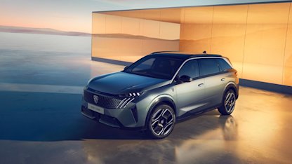 Utvald bild för Här är Peugeot E-5008 – eldriven och sjusitsig