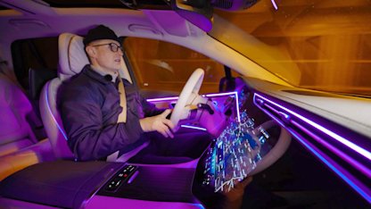 Utvald bild för Provkörning av Mercedes EQS SUV