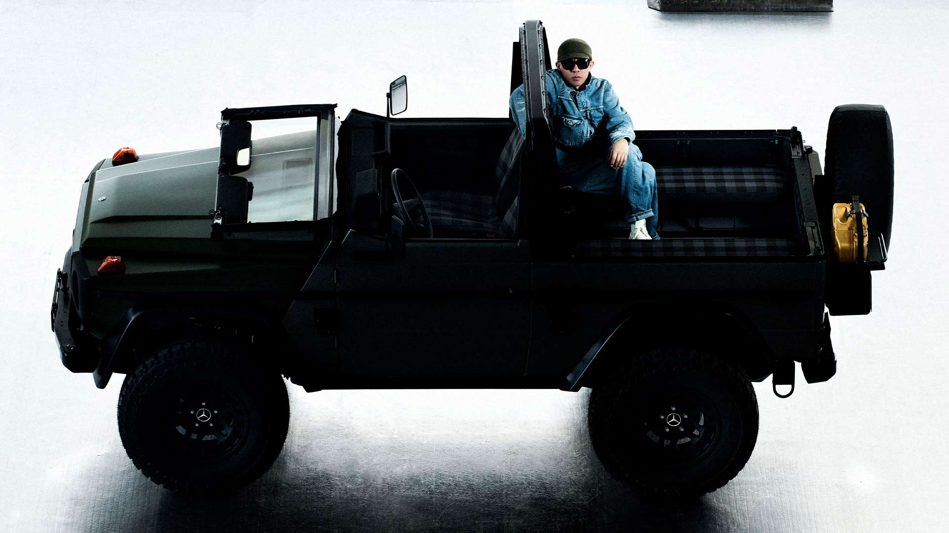 Utvald bild för Mercedes gör samarbete med Moncler och lanserar special-G-klass