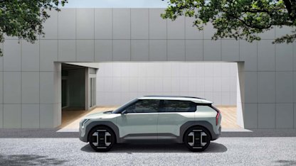 Utvald bild för Första teaser på nya Kia EV3
