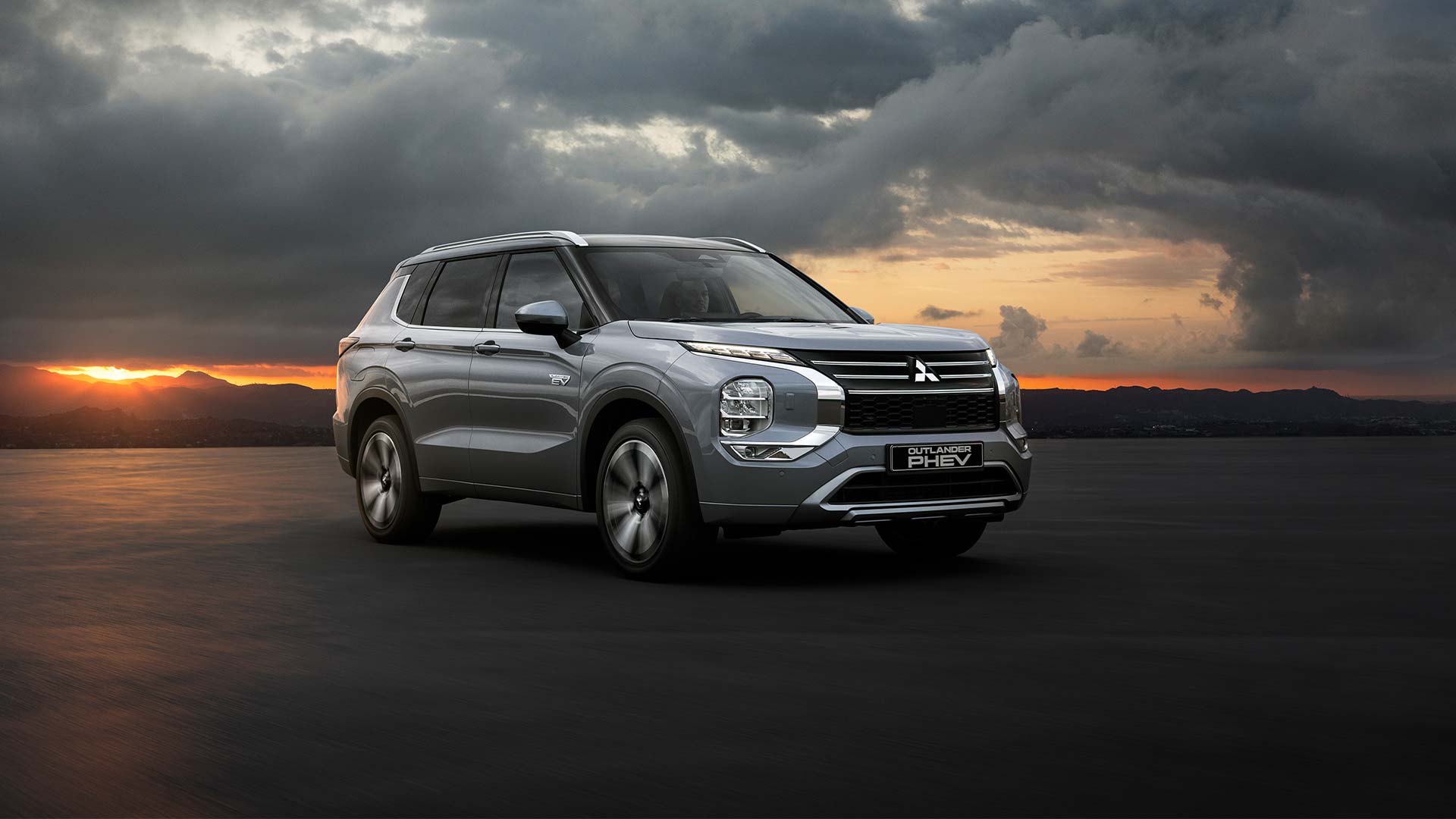 Utvald bild för  Nya Mitsubishi Outlander har snart Sverigepremiär
