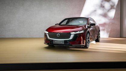 Utvald bild för Mazda spänner musklerna med nya Mazda6e