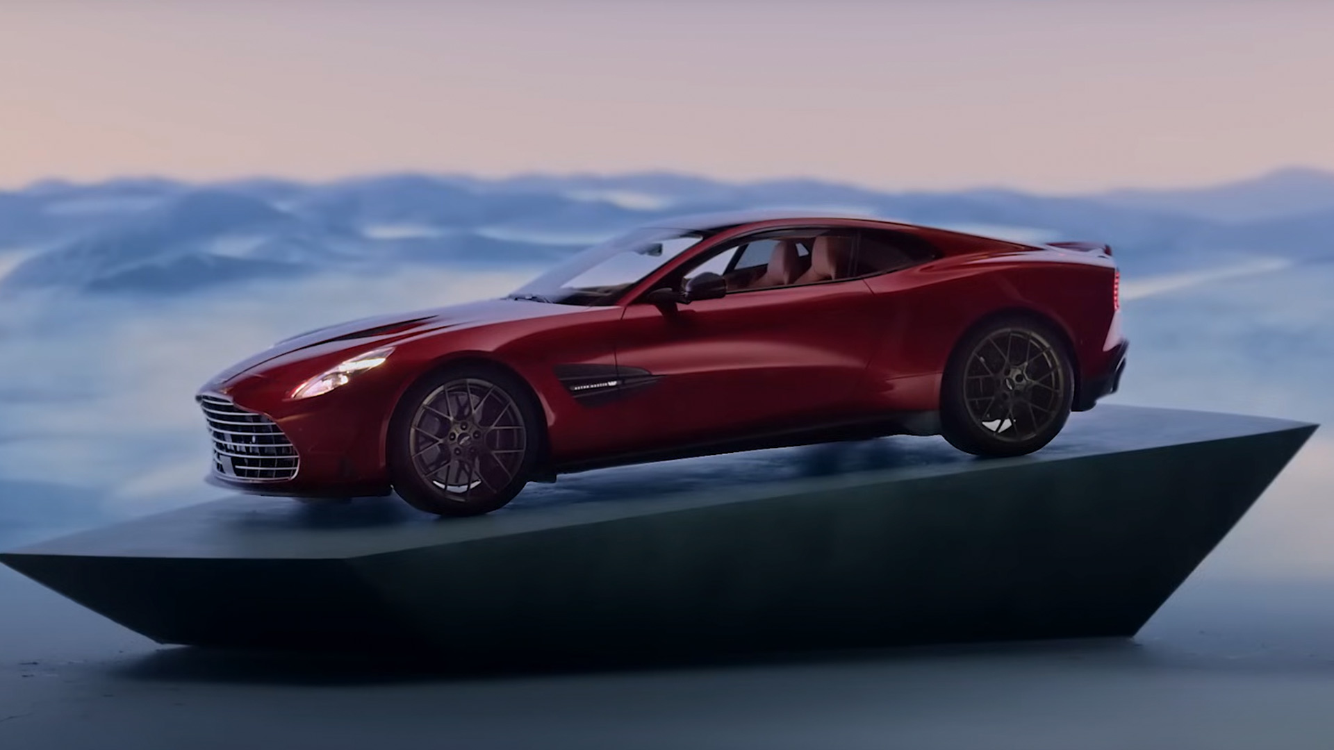Utvald bild för Aston Martin utmanar Ferrari med nya Vanquish